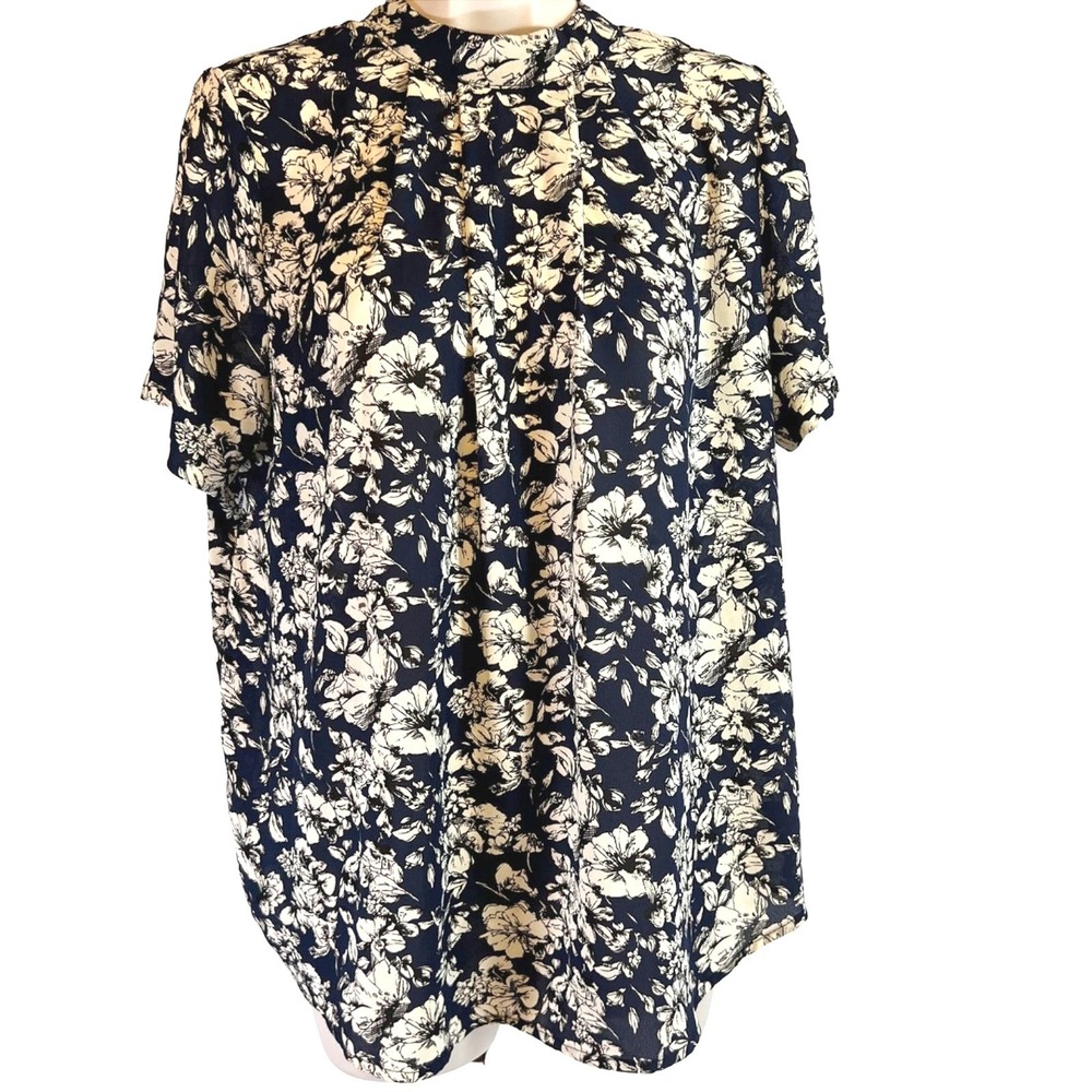 Sienna Sky Floral Blouse Navy White Mock Neck Keyhole Casual Office Medium